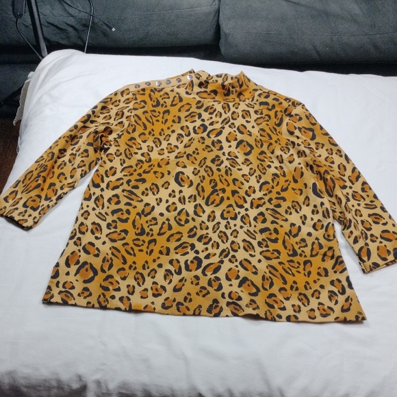Estate By Isaac Mizrahilive Leopard Print Women's Buttoned Turtle Neck Size M - Picture 1 of 10